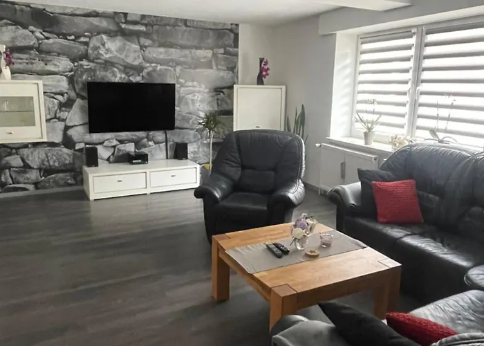 „schoenes“ بيت للعطل ثال