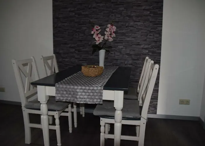 „schoenes“ * ثال